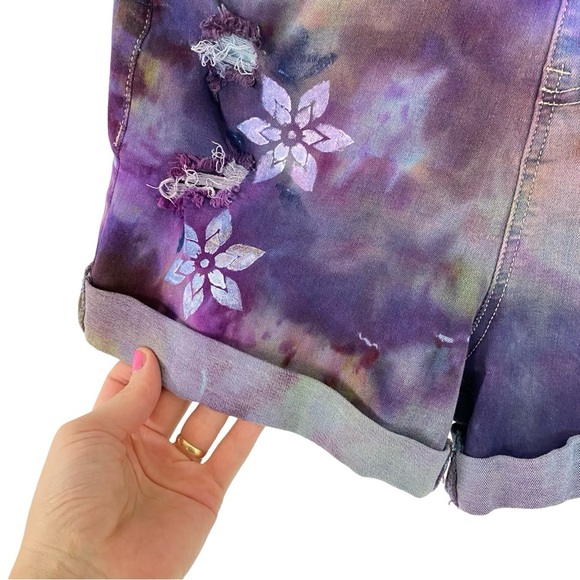 Upcycled Tie Dye Denim Overalls Shorts Womens Size Medium 6 8 Hand Painted Multi - Picture 6 of 14